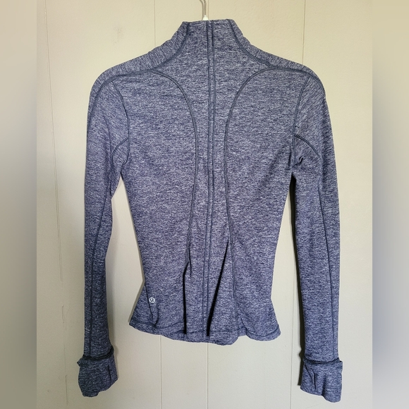 NWOT Lululemon Run Briskly 1/2 Zip, 2 Heathered Cadet Blue - Picture 6 of 9